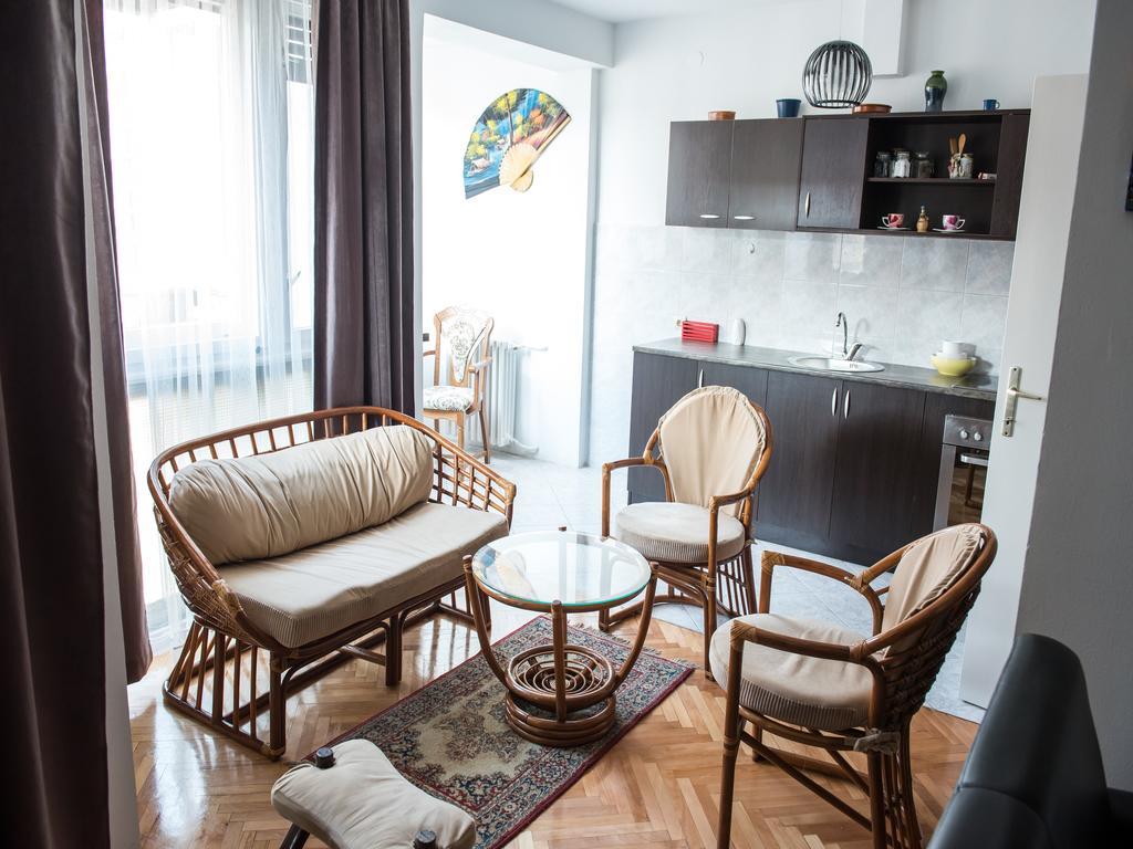 Apartment Marshall Resavska Belgrad Zimmer foto